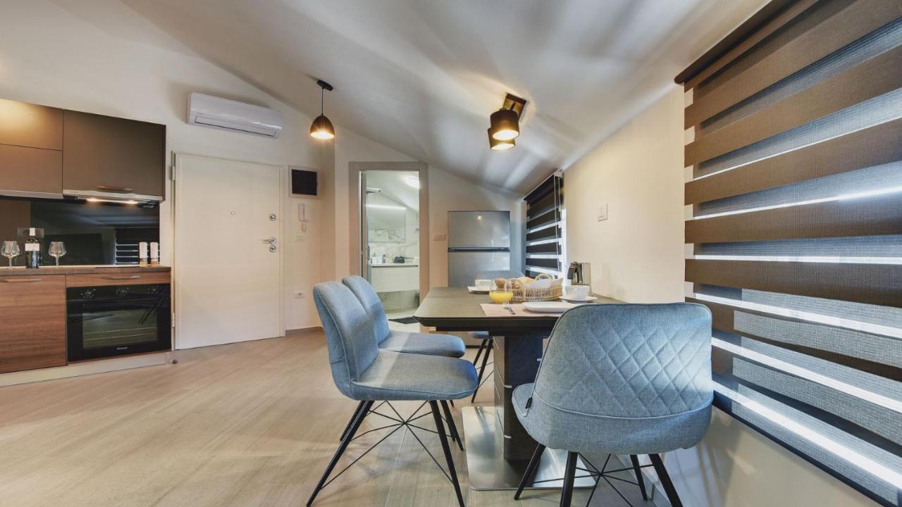 Exclusive Pula City Apartments Esterno foto
