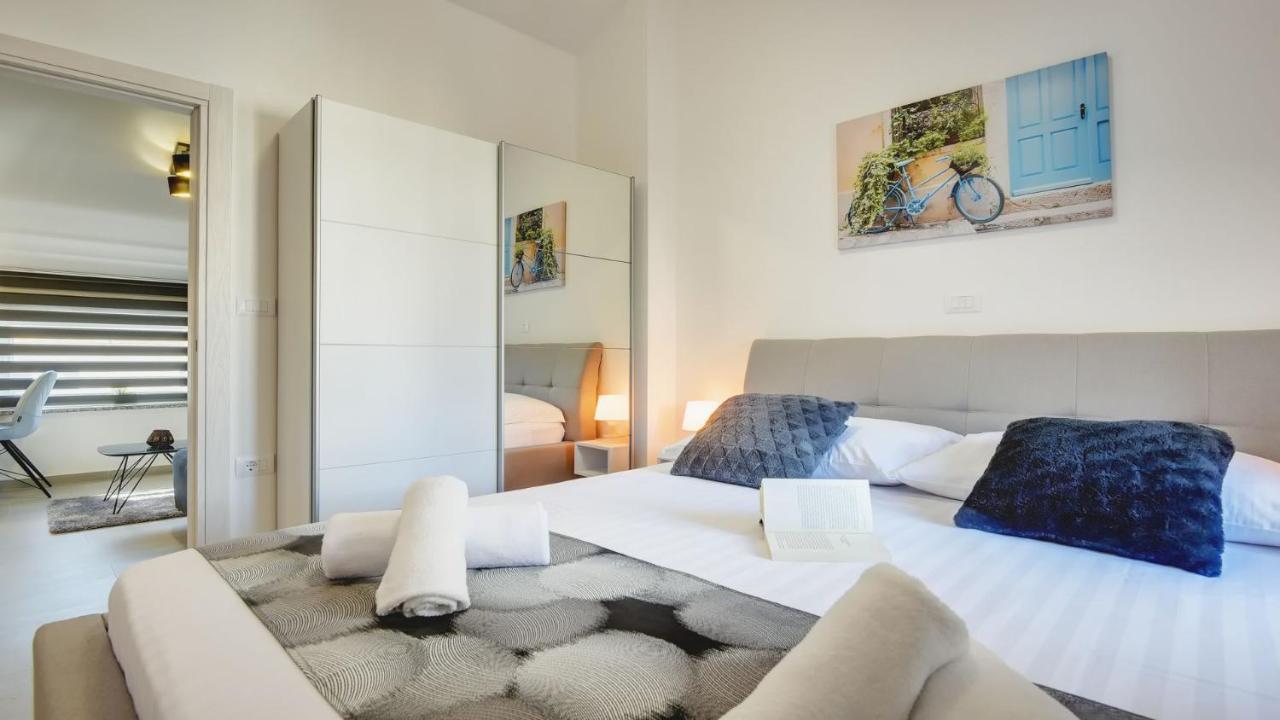 Exclusive Pula City Apartments Esterno foto